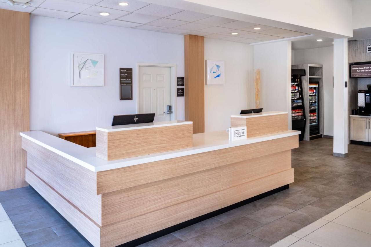 Hilton Garden Inn Bakersfield Kültér fotó